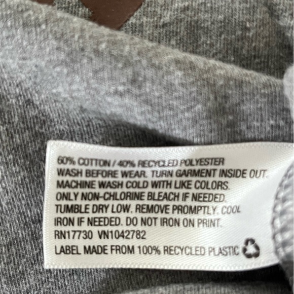 Short Sleeve Peace Sign Face Shirt 8/10 - Picture 5 of 8